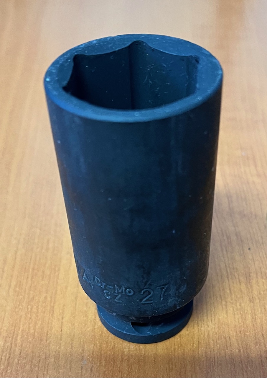 TONA Hlavice 1/2" 6hranná metrická prodloužená 27mm, kovaná