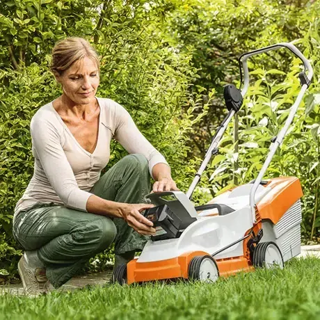 STIHL Aku SET sekačka RMA 235 + AK 20 + AL 101 