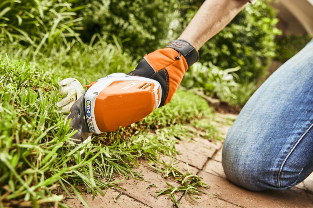 STIHL Aku nůžky HSA 26 SET