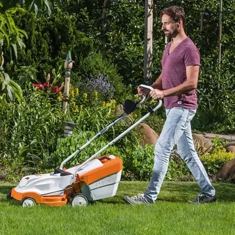 STIHL Aku SET sekačka RMA 235 + AK 20 + AL 101 